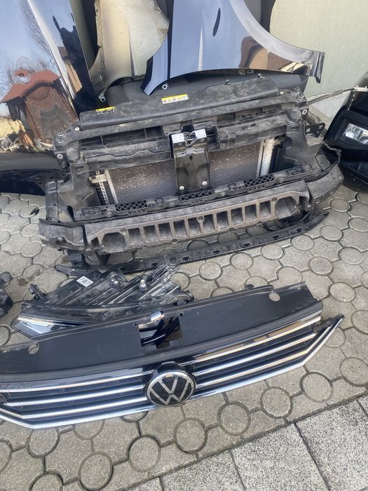 Fata complecta VW pasat B8 facelift