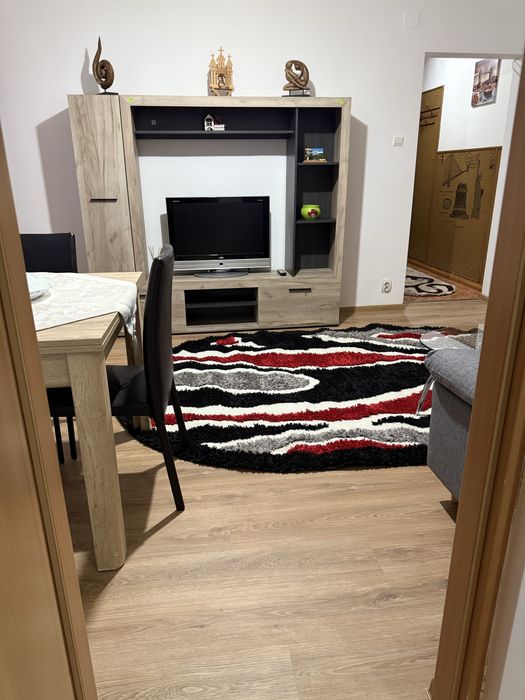 Apartament de inchiriat