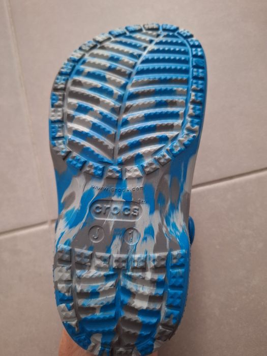 2 perechi crocși 30/31