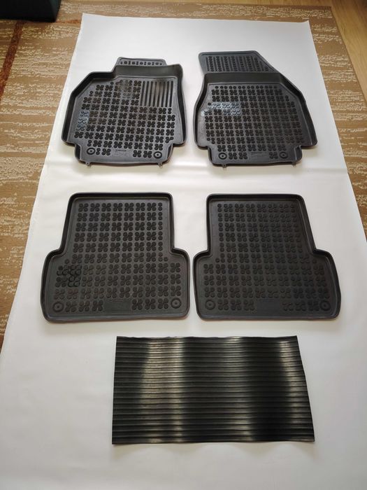 Presuri tavita negre, Renault Megane 2 ll cauciuc solid.