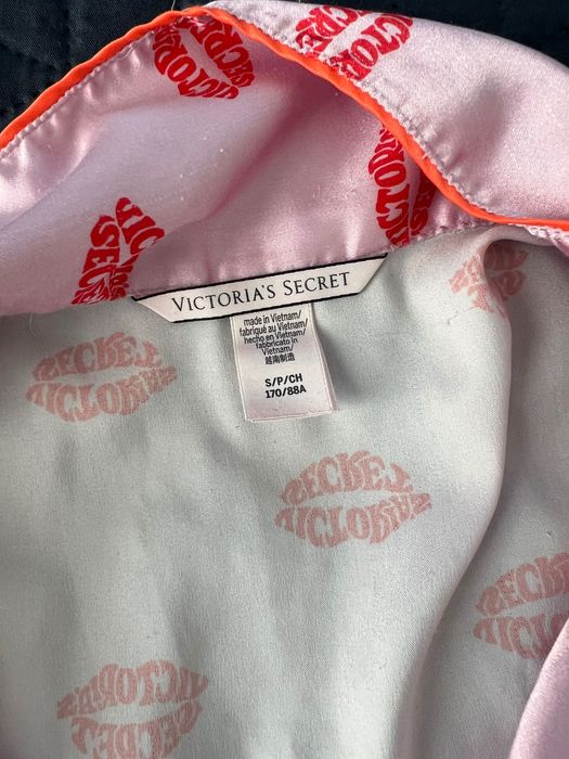 Пижамите на Виктория Сикрет