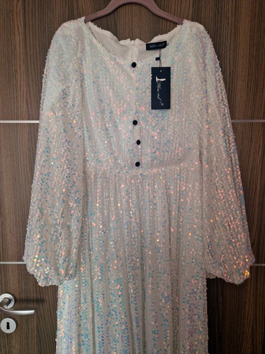 Rochie eleganta strălucitoare