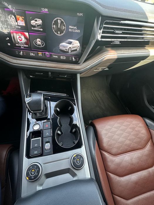 Touareg Atmosphere 2019 144000 Km 39.900 E unic proprietar  impecabilă