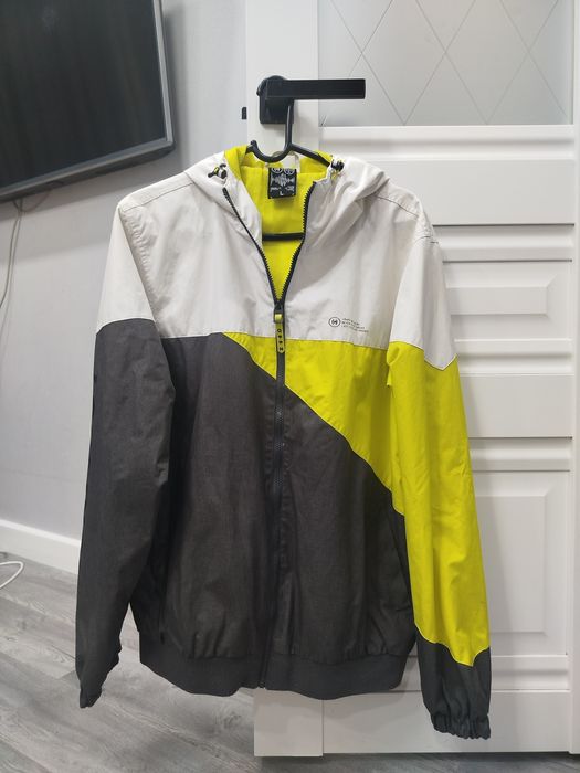 Ветровка теплая размер L