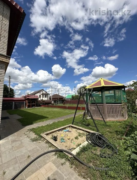 Продам дом в районе старого аэропорта