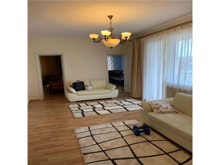 Casa 6 dormitoare l 500 MP l  3 Bai l Garaj l Zona Cetatuie