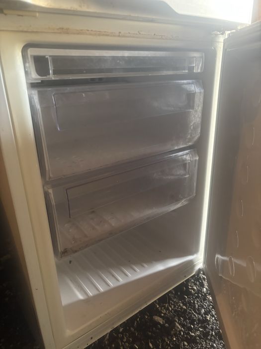 Продам холодильник