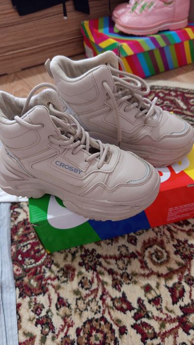 Продаю сапоги символ.цена