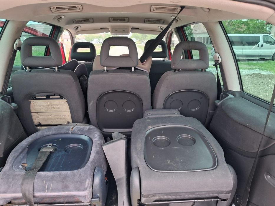 Vând Vw Sharan 1.9