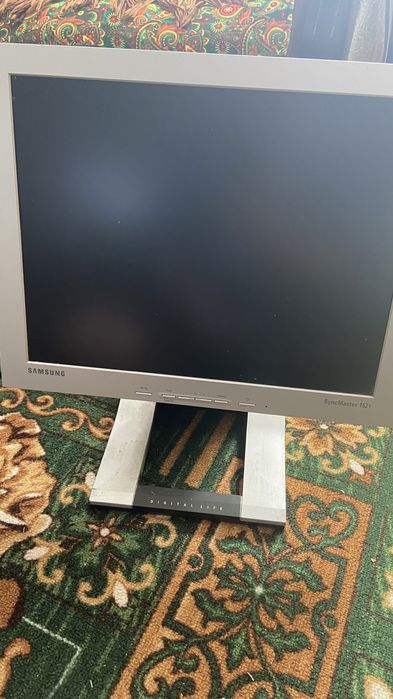 Продам монитор