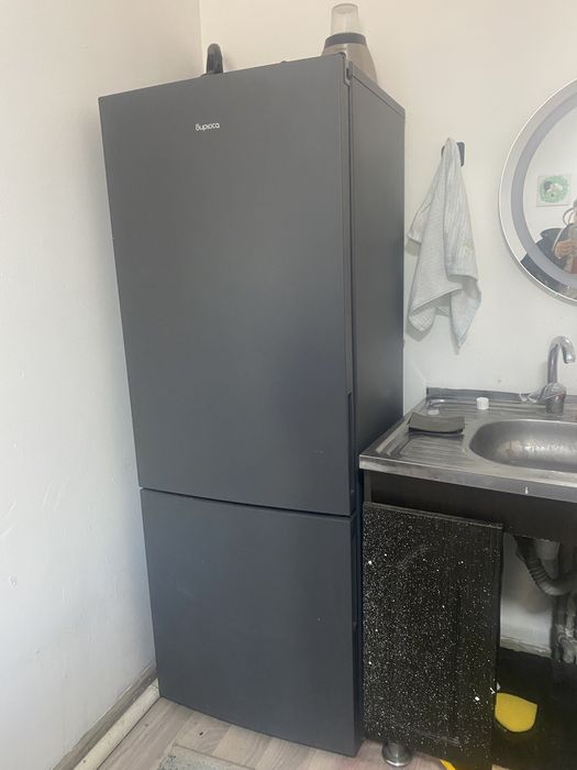 Продам холодильник новый