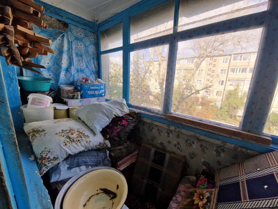 продам квартиру на  Быковского