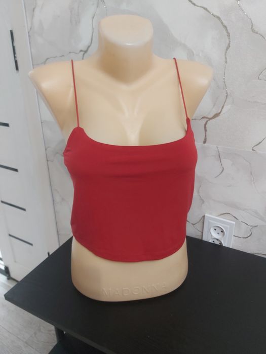 Топы футболи женские