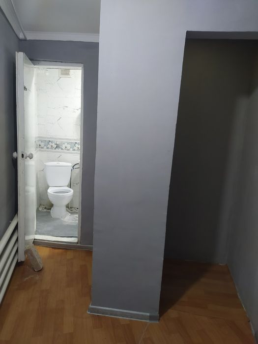 Uy sotiladii . 1 sotih kvadrat 100 boyi 3 metr