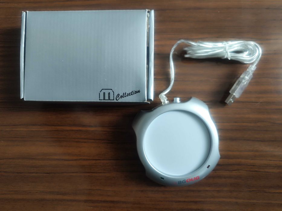 USB подгряваща подложка и порцеланова чаша с капак
