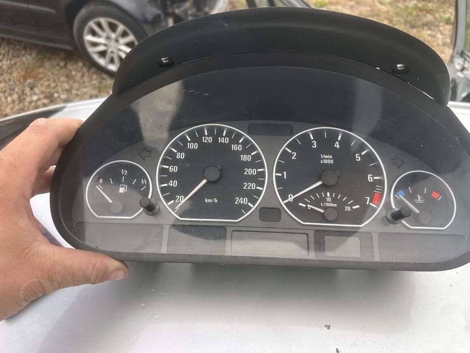 Vand trimuri bmw 320 e46