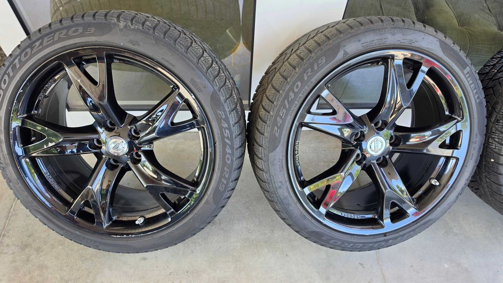 Оригинални джанти с гуми 19" за Nissan 370z
