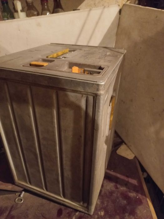 Продам круглые стальные боксы