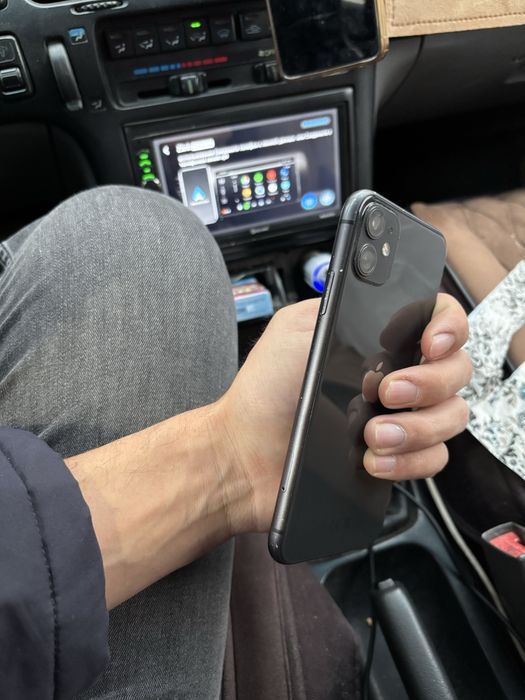 продам iphone 11