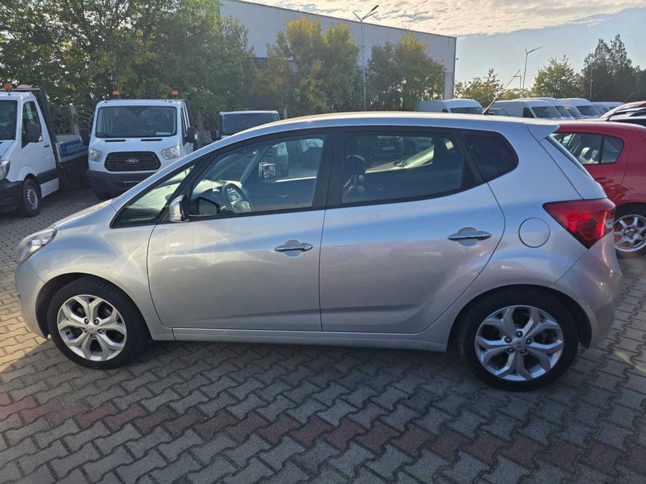 HYUNDAI ix20 2013 — imagine 2