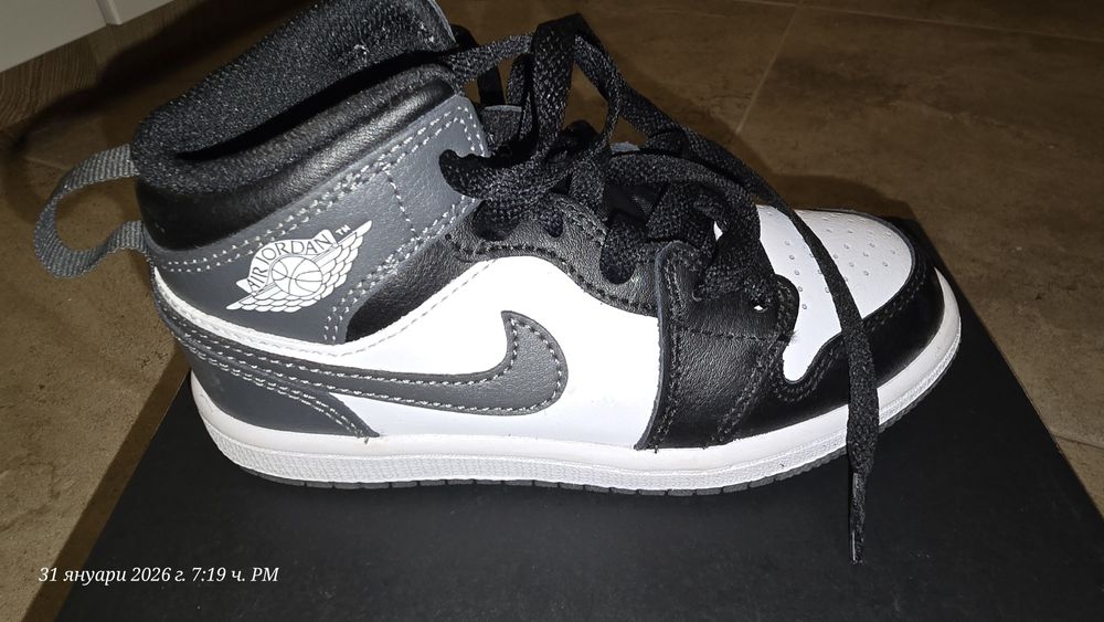 Продавам кецове Nike серия Jordan