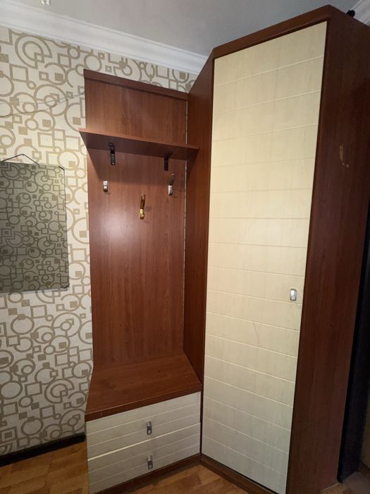 Угловой шкаф прихожка