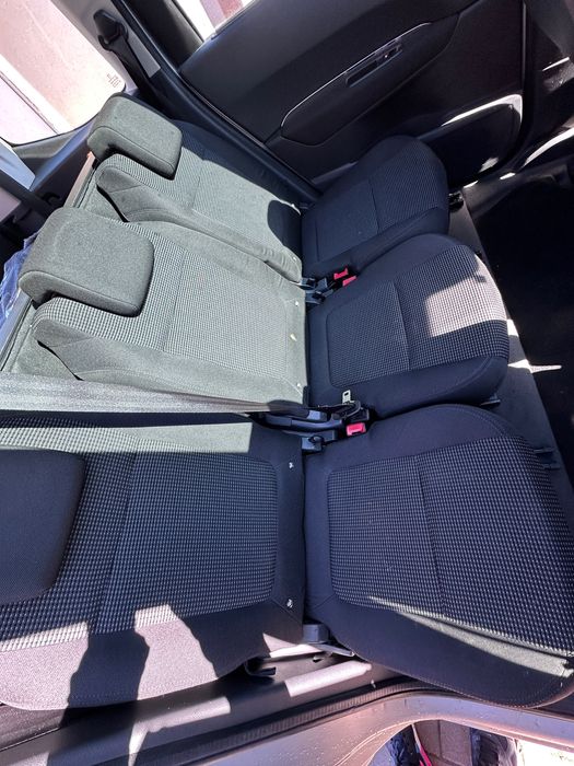 Peugeot 5008 an 2011