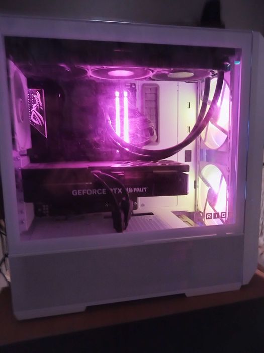 Стъбилно PC - AMD Ryzen 7  7800X3D 8-Core Processor GeForce RTX 4080 JetStream 16GB