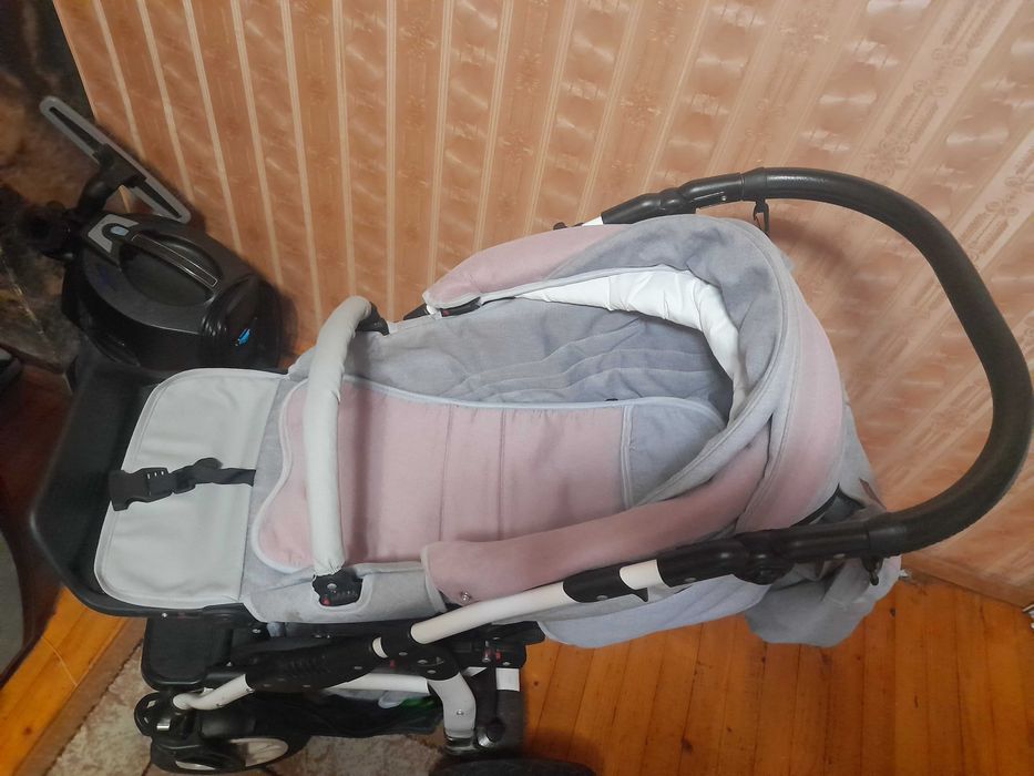 Бебешка количка лорелли