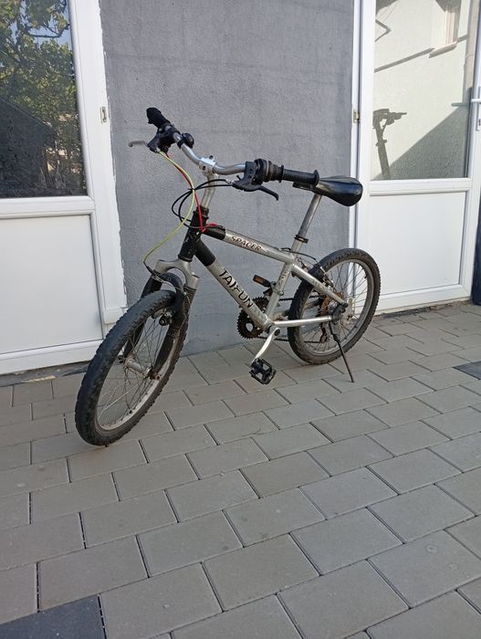 Bicicletă pentru copii
