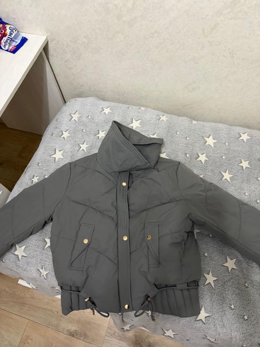 Продам женскую куртку осеннюю