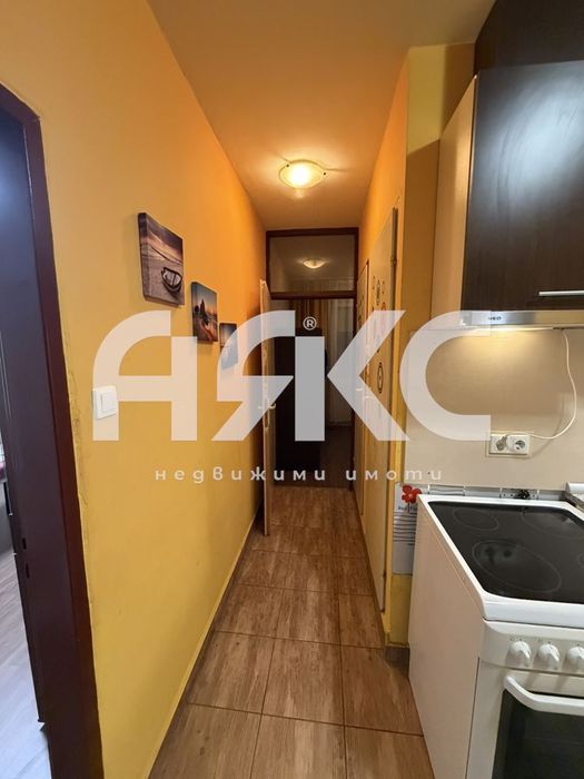 Дава се под наем Двустаен апартамент в София, Обеля 2 - 50 кв.м за 498.27 € - Снимка #2