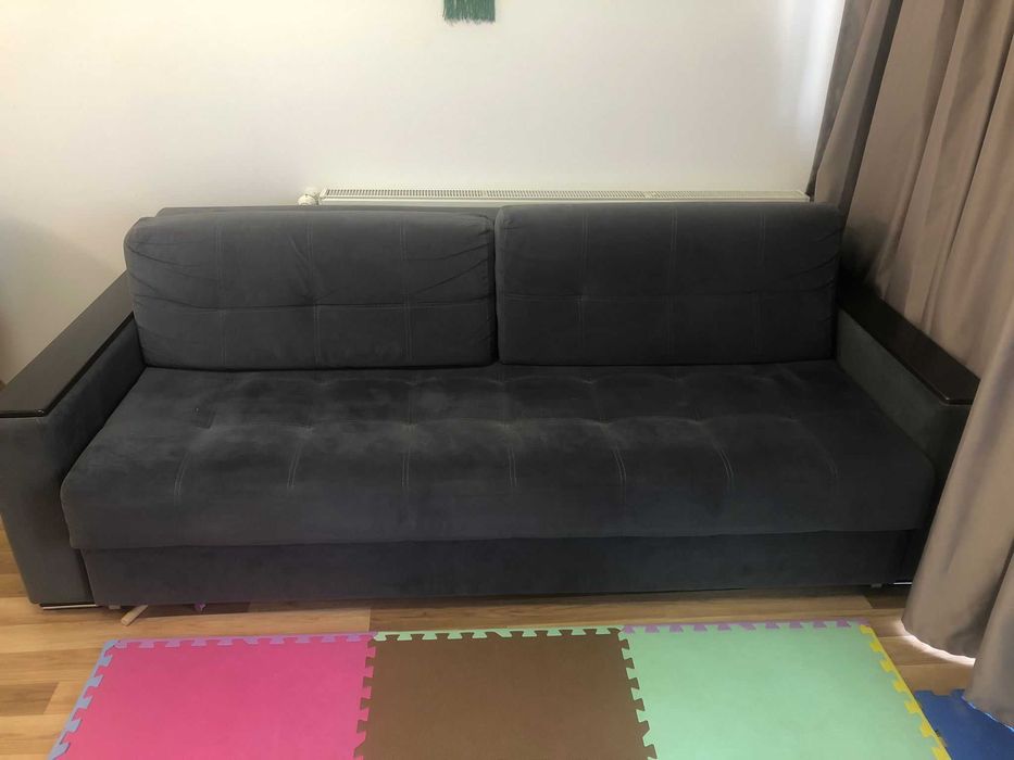 Canapea extensibila pentru living