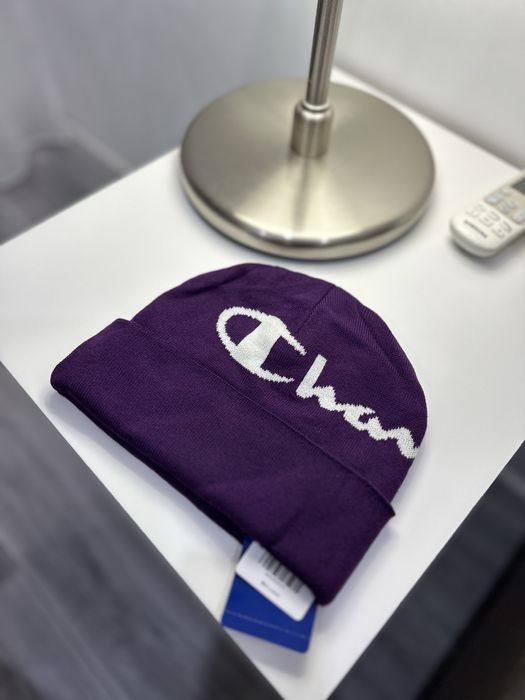 Продам шапку Champion