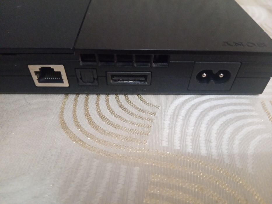 Продам ps2 slim идиал состаяние