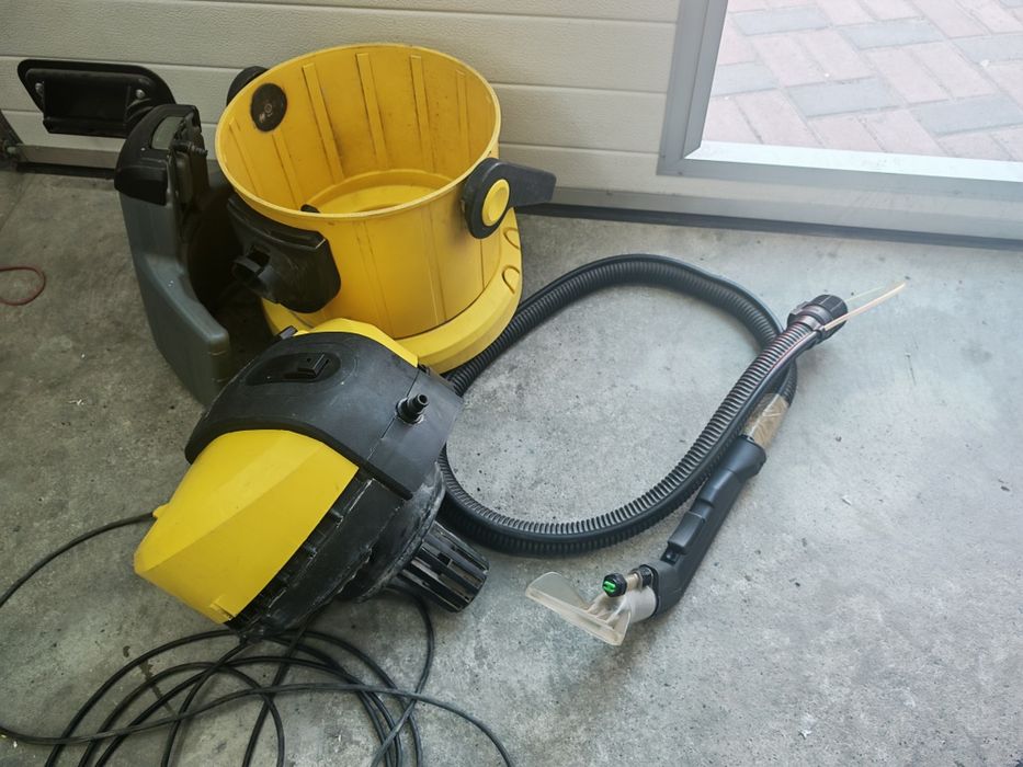 Aspirator Karcher 4002