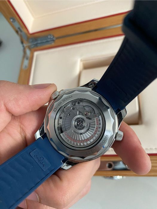 Omega Seamaster Diver 300 M Chronometer 2023 Box & Papers