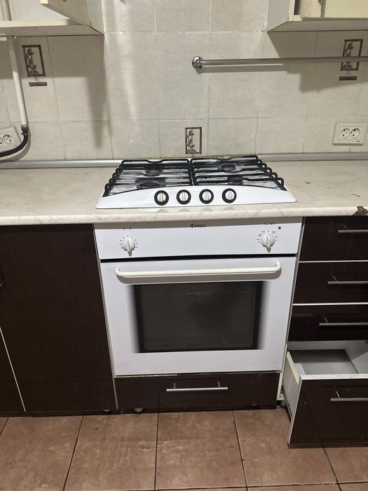 Кухня газ и печь