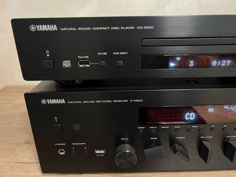 Yamaha R N500 reciver si Yamaha CD-S300 disc player
