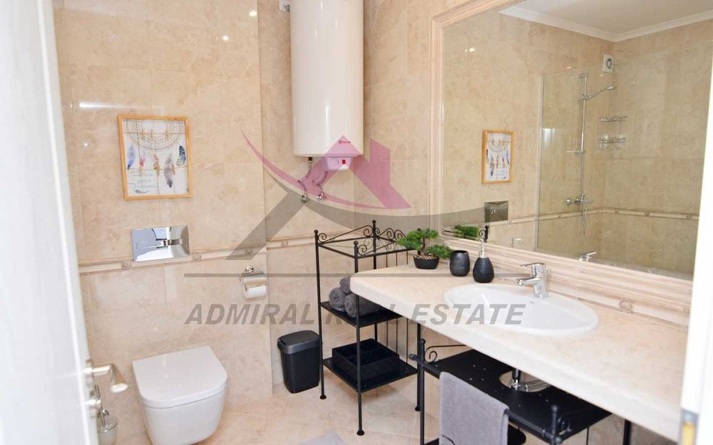 Дава се под наем Двустаен апартамент в Варна, Център - 75 кв.м за 1100 € - Снимка #4