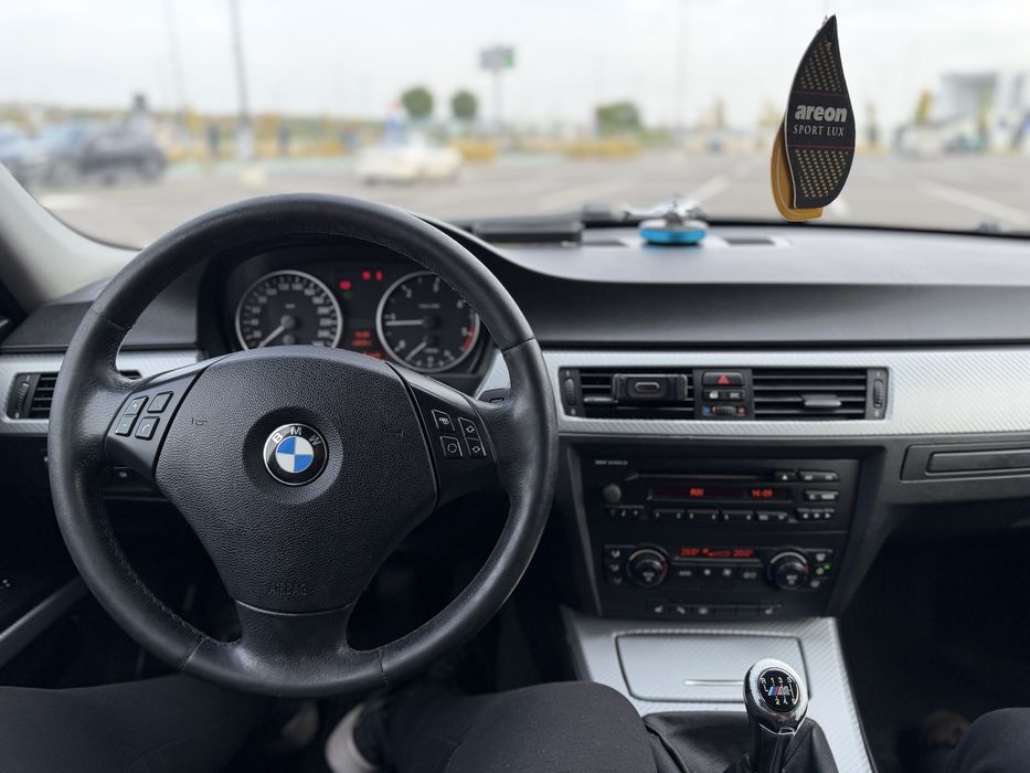 BMW seria 3 E90