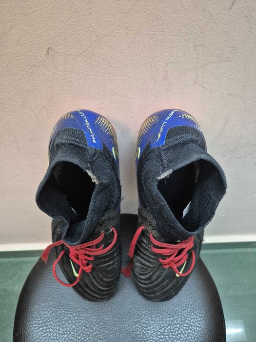 Футболни бутотки PHANTOM LUNA