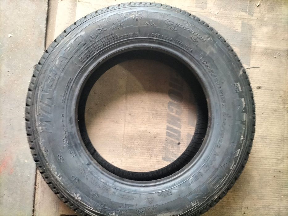 Шины новые, 195/70/15C ,M+S