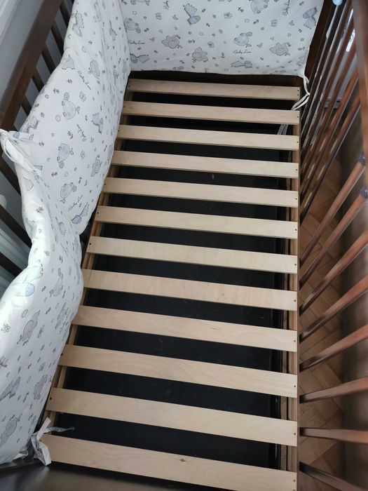 Patut bebelus/copii din lemn masiv