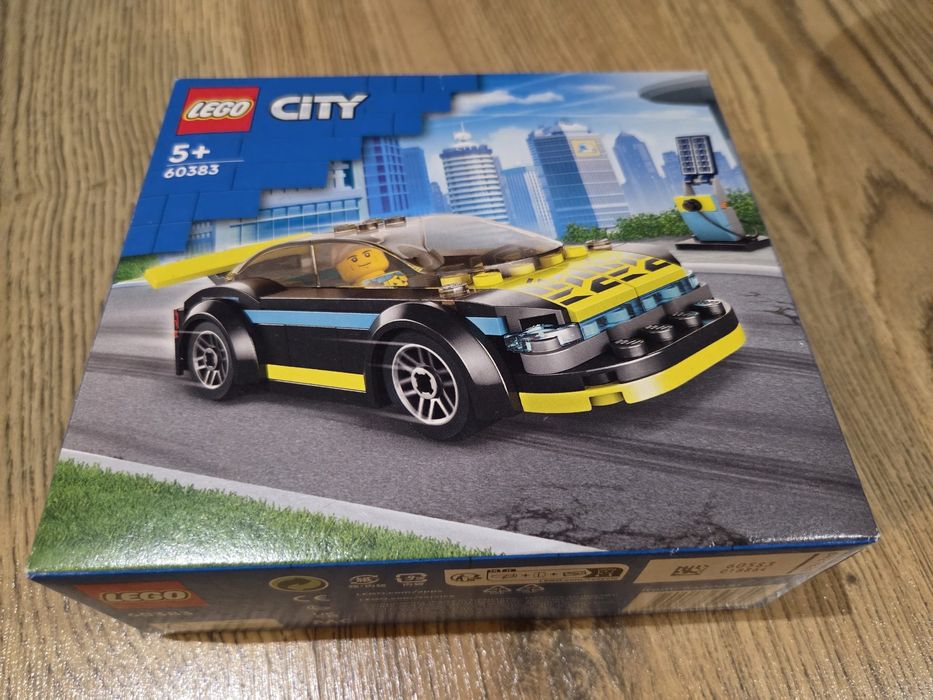 Lego City si Creator
