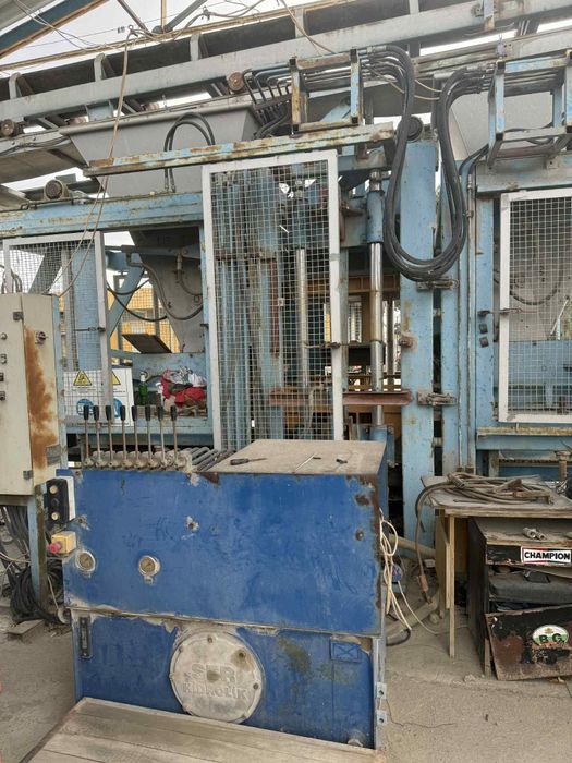 Машина за плочки и бордюри