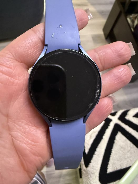 Продаю часы samsung оригинал