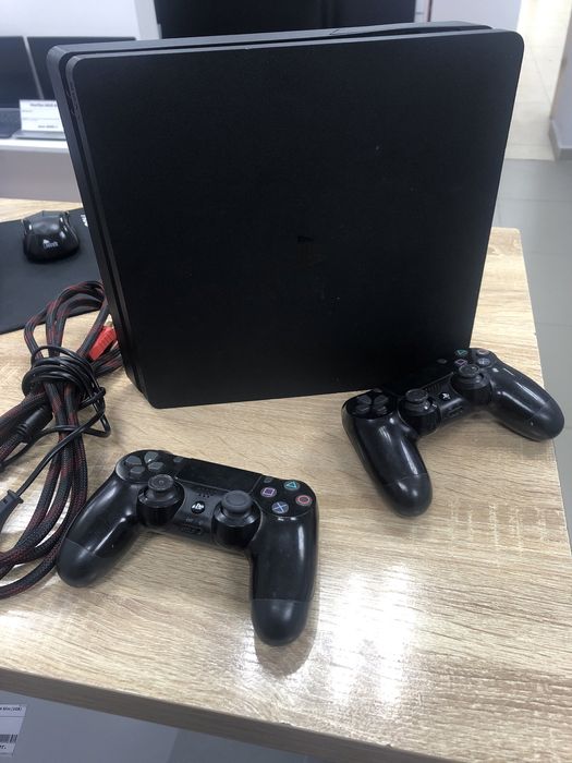 Sony Playstation 4 Slim 1 TB (TM79)