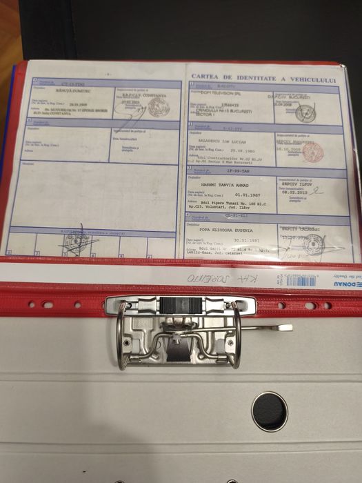 Vind Kia Sorento 2009 ,4000€