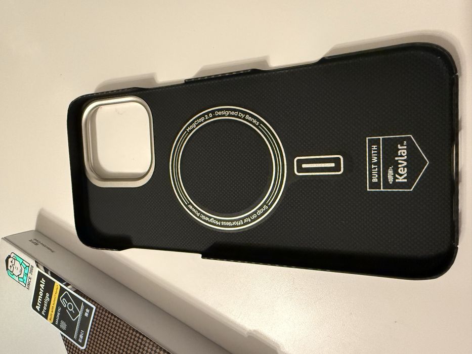 Husa Benks iPhone 16 PM